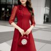Áo dài tơ lụa AD069 màu đỏ phối hoa